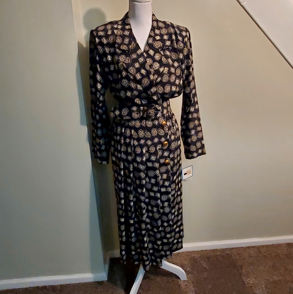 Vintage NWT Leslie Fay Midi Black & Cream Dress Sz 8 Gold Buttons Belt & Pockets